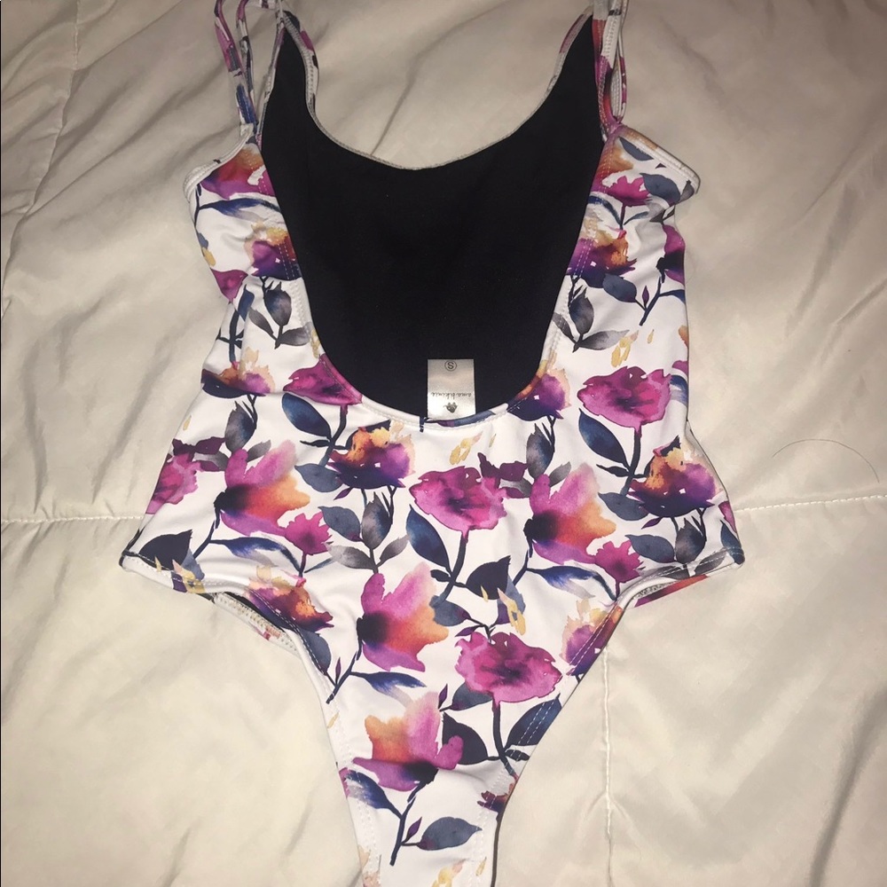 AMA BIKINIS FLORAL ONE PIECE